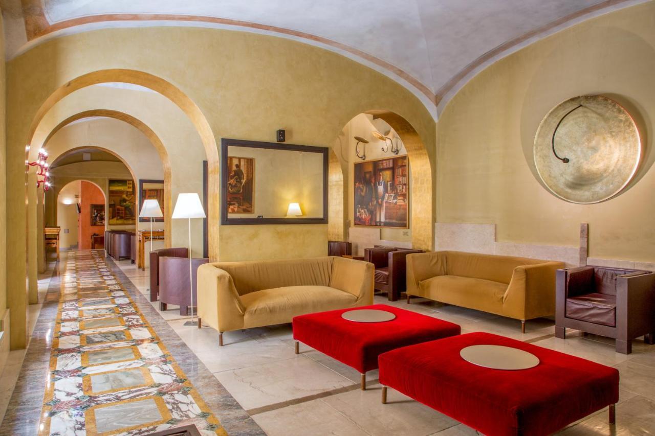 Una Hotels Empire Roma Екстериор снимка