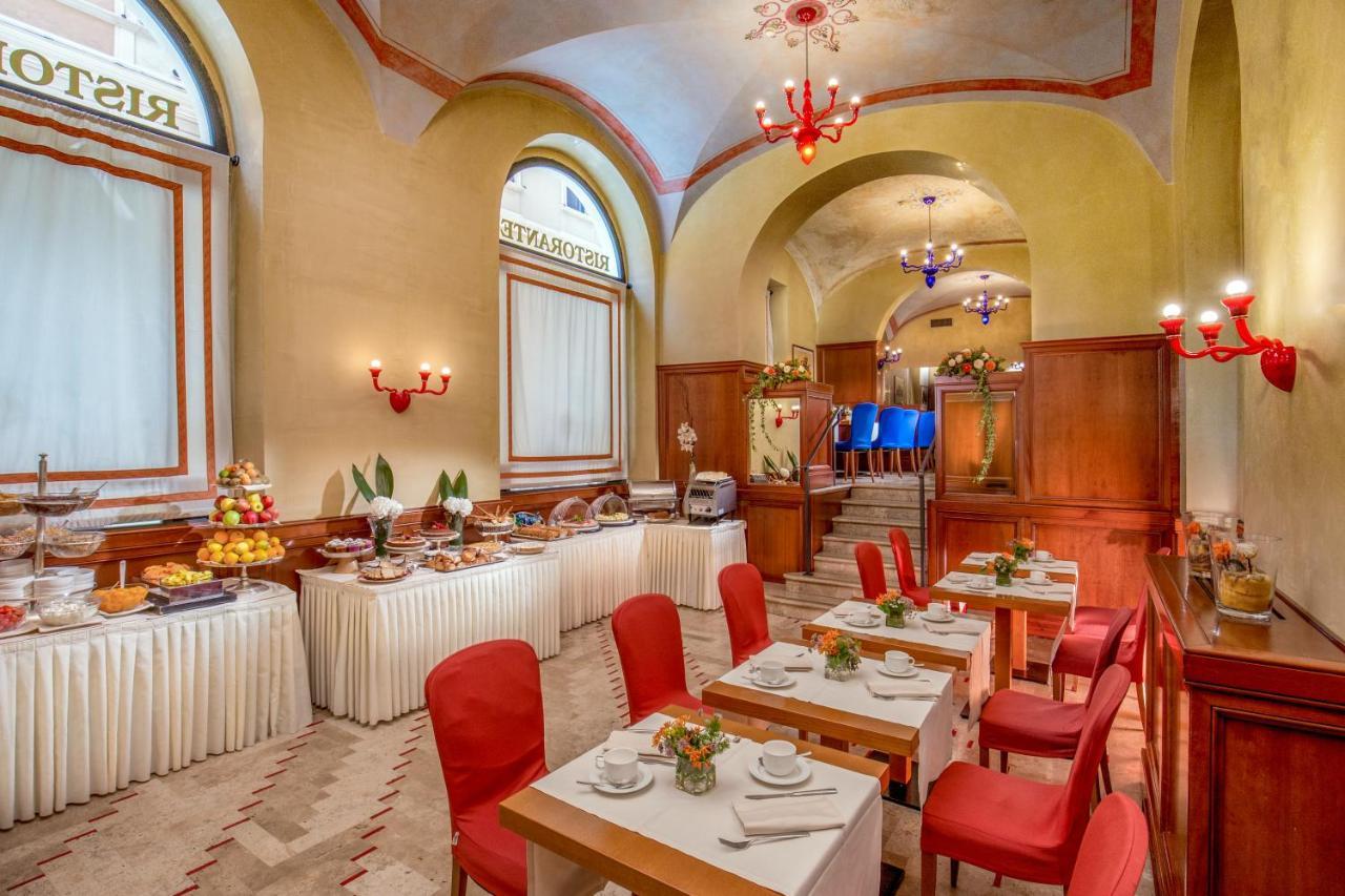 Una Hotels Empire Roma Екстериор снимка