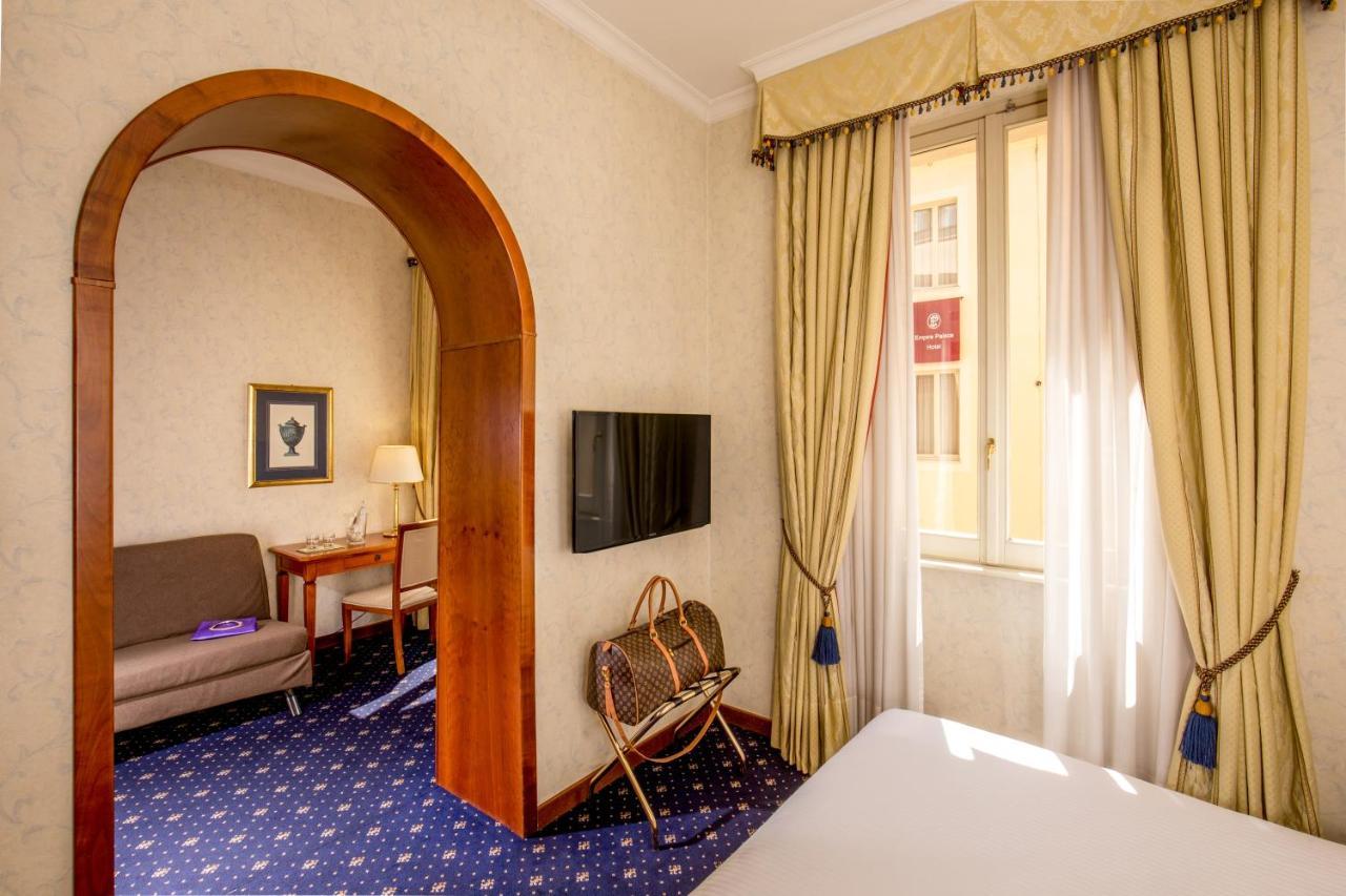 Una Hotels Empire Roma Екстериор снимка